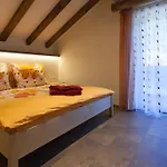 Franz Pfeifer / Beatrice Roduner Appartement *