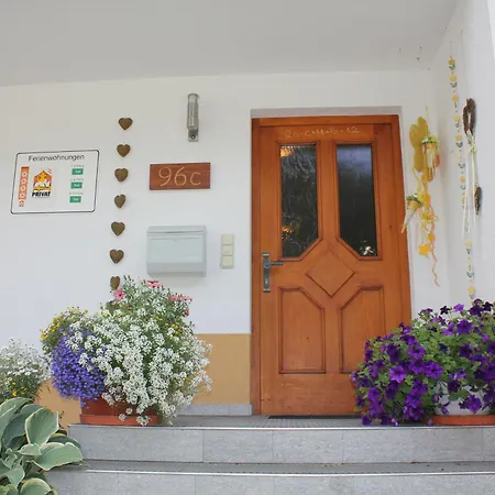 Apartment Franz Pfeifer / Beatrice Roduner *