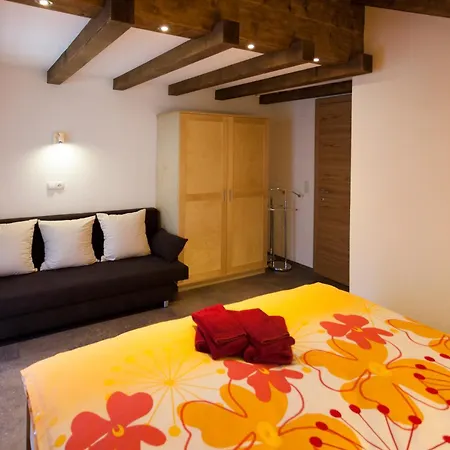 Apartment Franz Pfeifer / Beatrice Roduner