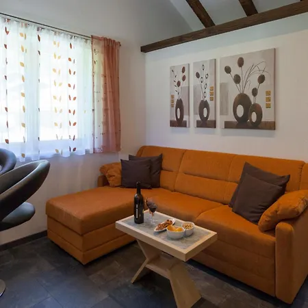 Apartment Franz Pfeifer / Beatrice Roduner Gaschurn