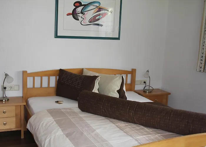 Franz Pfeifer / Beatrice Roduner