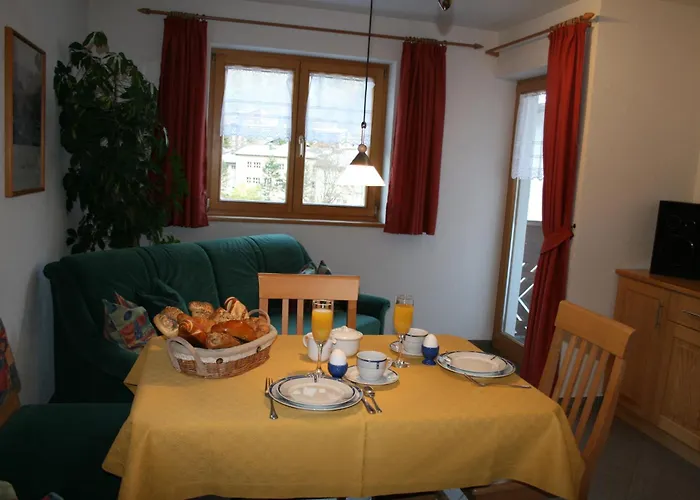 Franz Pfeifer / Beatrice Roduner Apartment