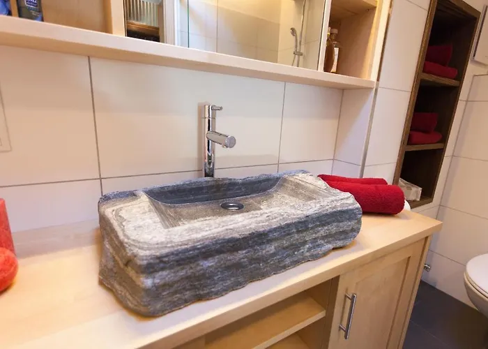 Franz Pfeifer / Beatrice Roduner *