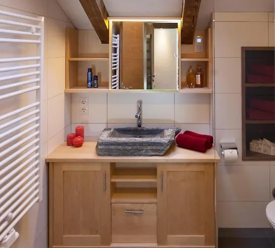 Franz Pfeifer / Beatrice Roduner